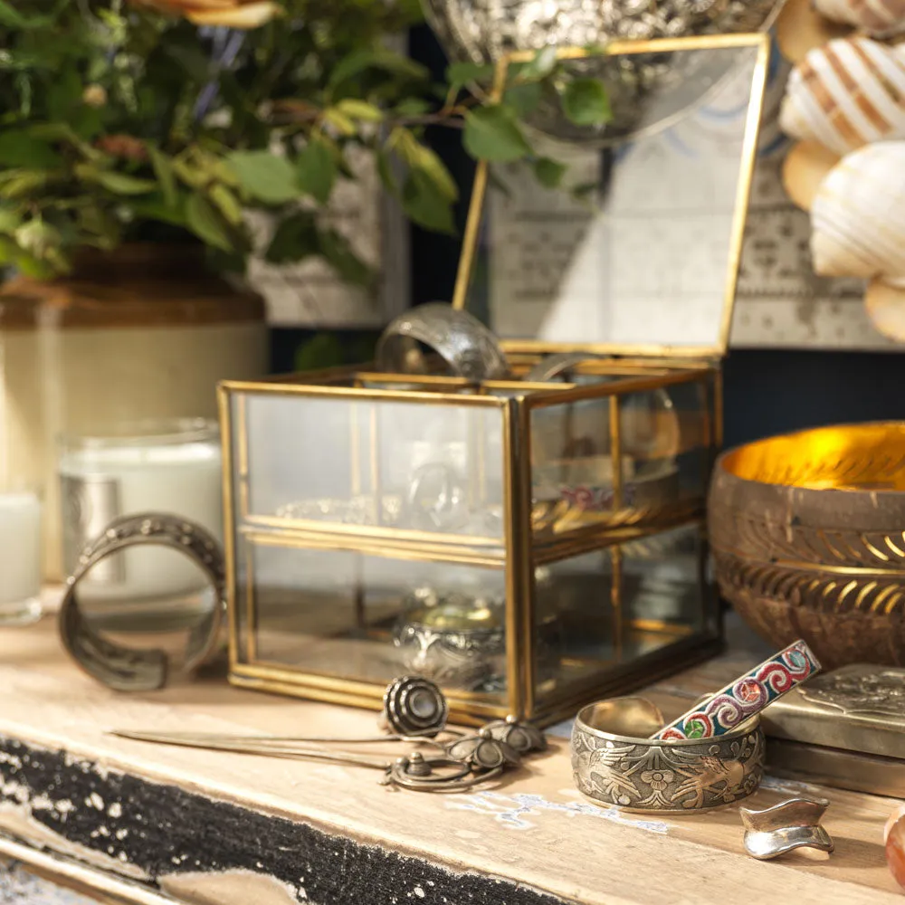 Bequai Compartment Box