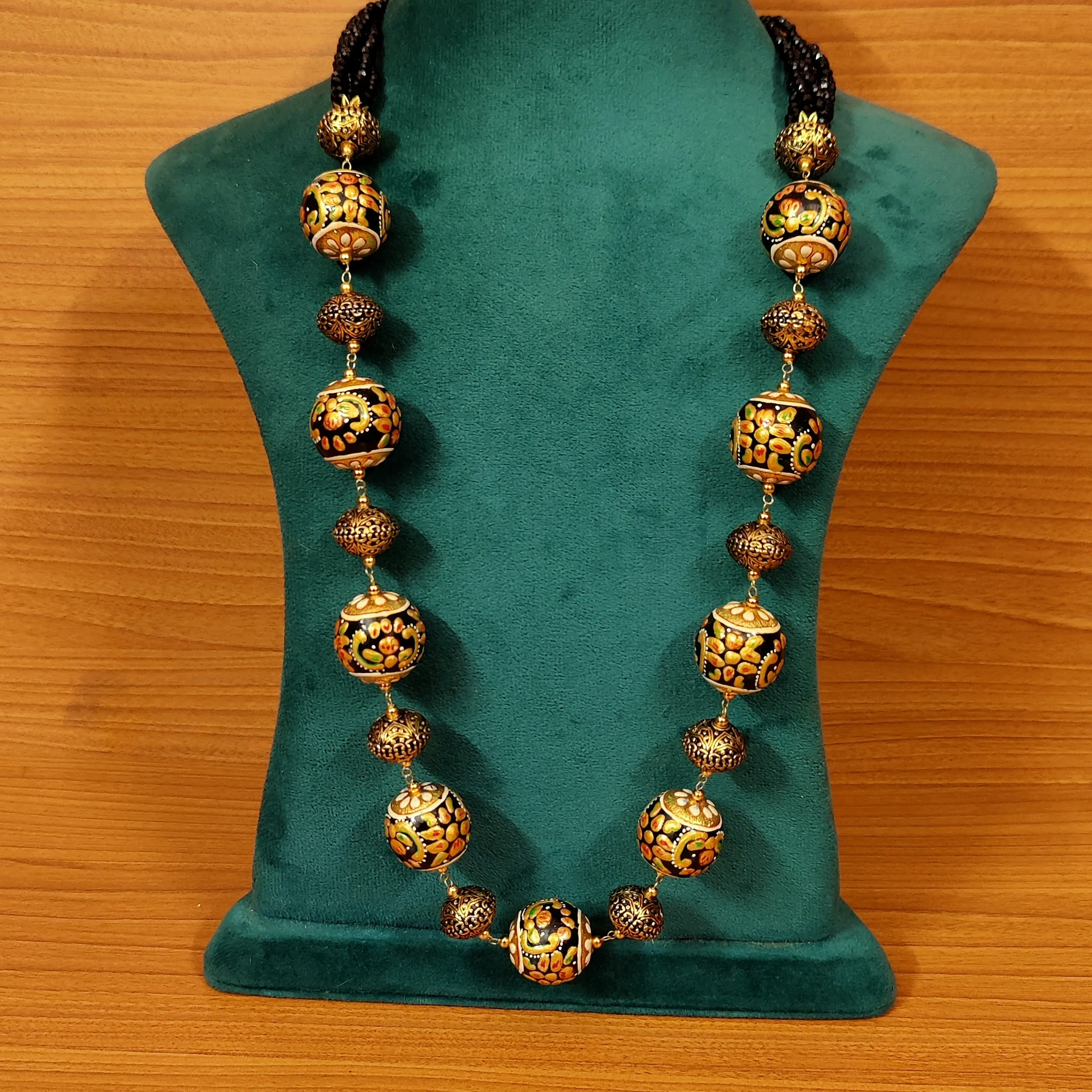 BLACK MEENAKARI BEADS & GOLD ANTIQUE BEADS NECKLACE