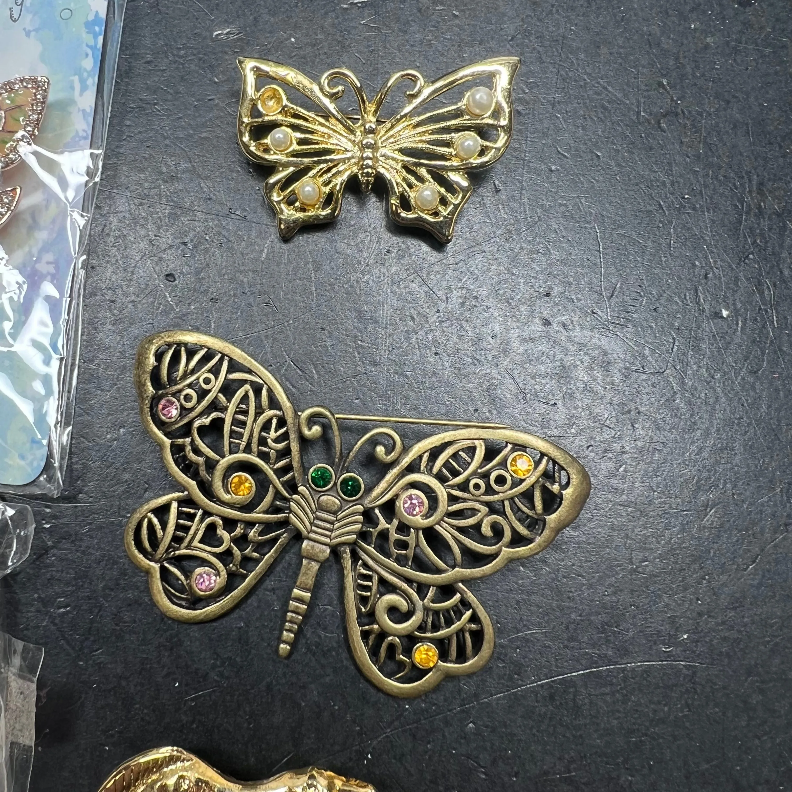 Lot of 10 Assorted Living Creatures Insects Gold Tone Bling Brooches