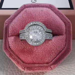 Luxurious Zircon Bejeweled Rings Set Jewelry Collection