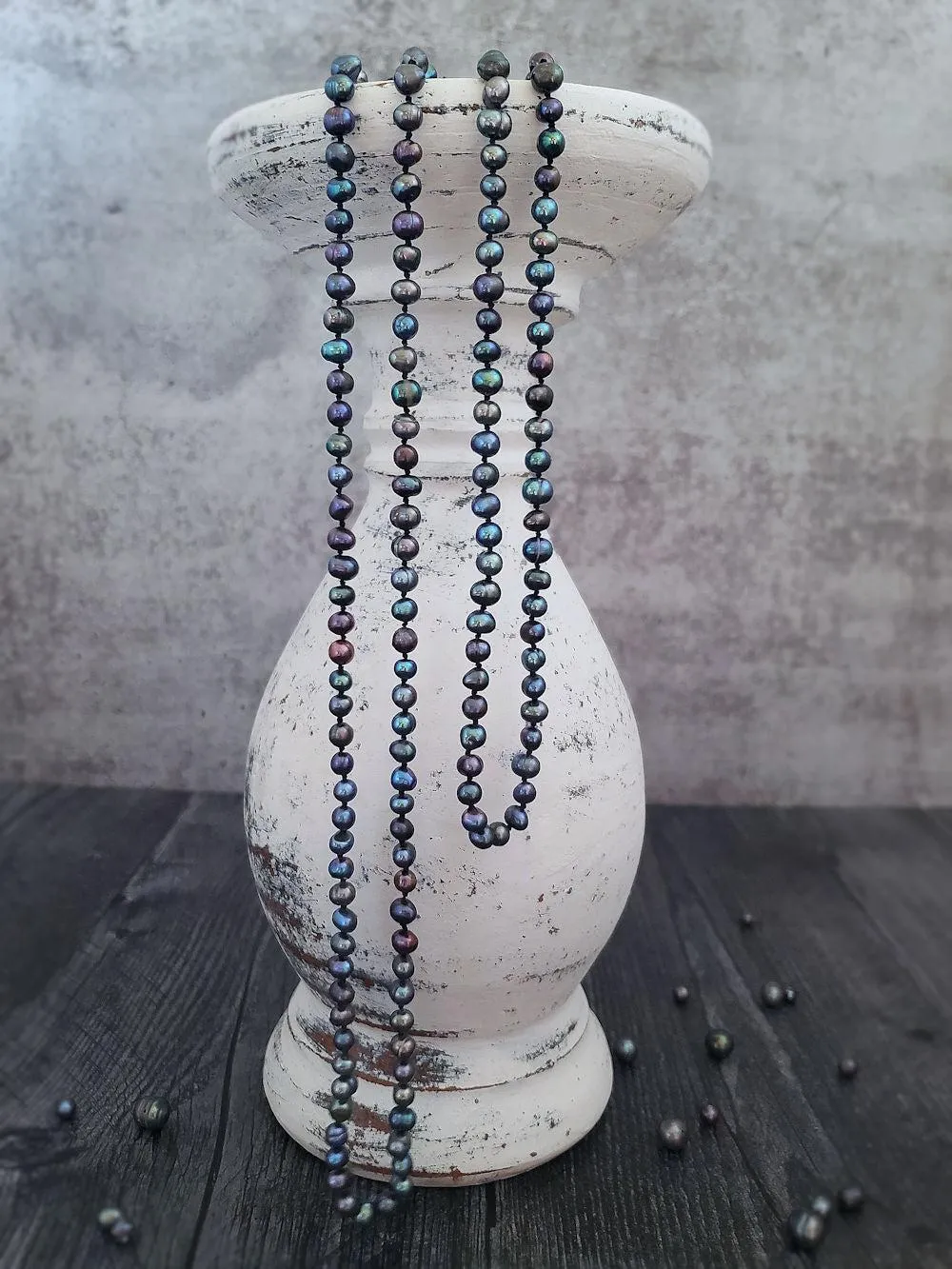 Peacock Pearl Necklace - Infinity Style - Rounds