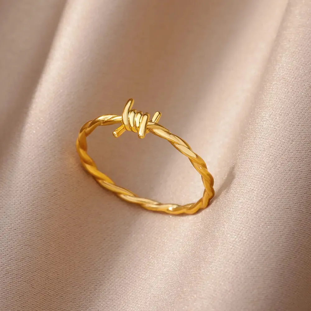 Stainless Steel Heart Rings for Women Vintage Gold Twist Barbed Wire Aesthetic Jewelry Gifts