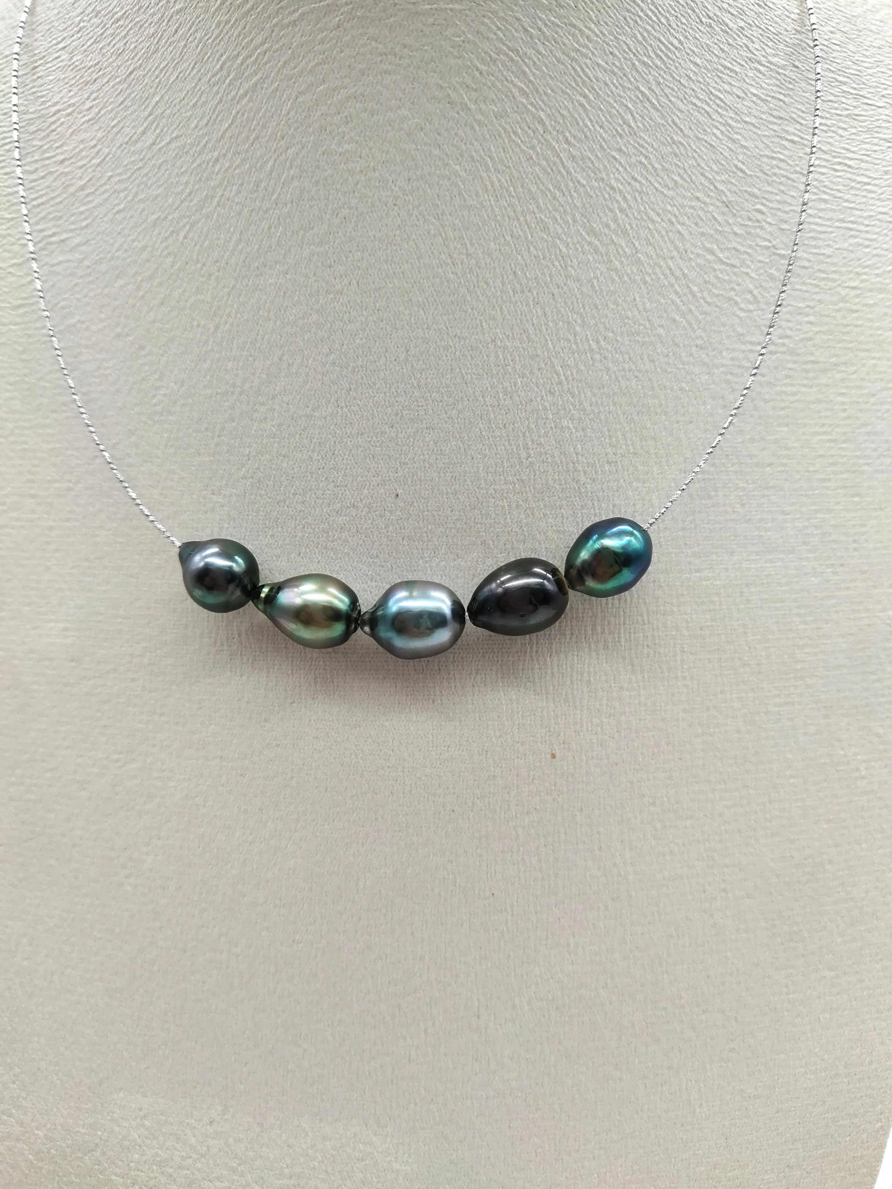 TAHITIAN PEARL NECKLACE