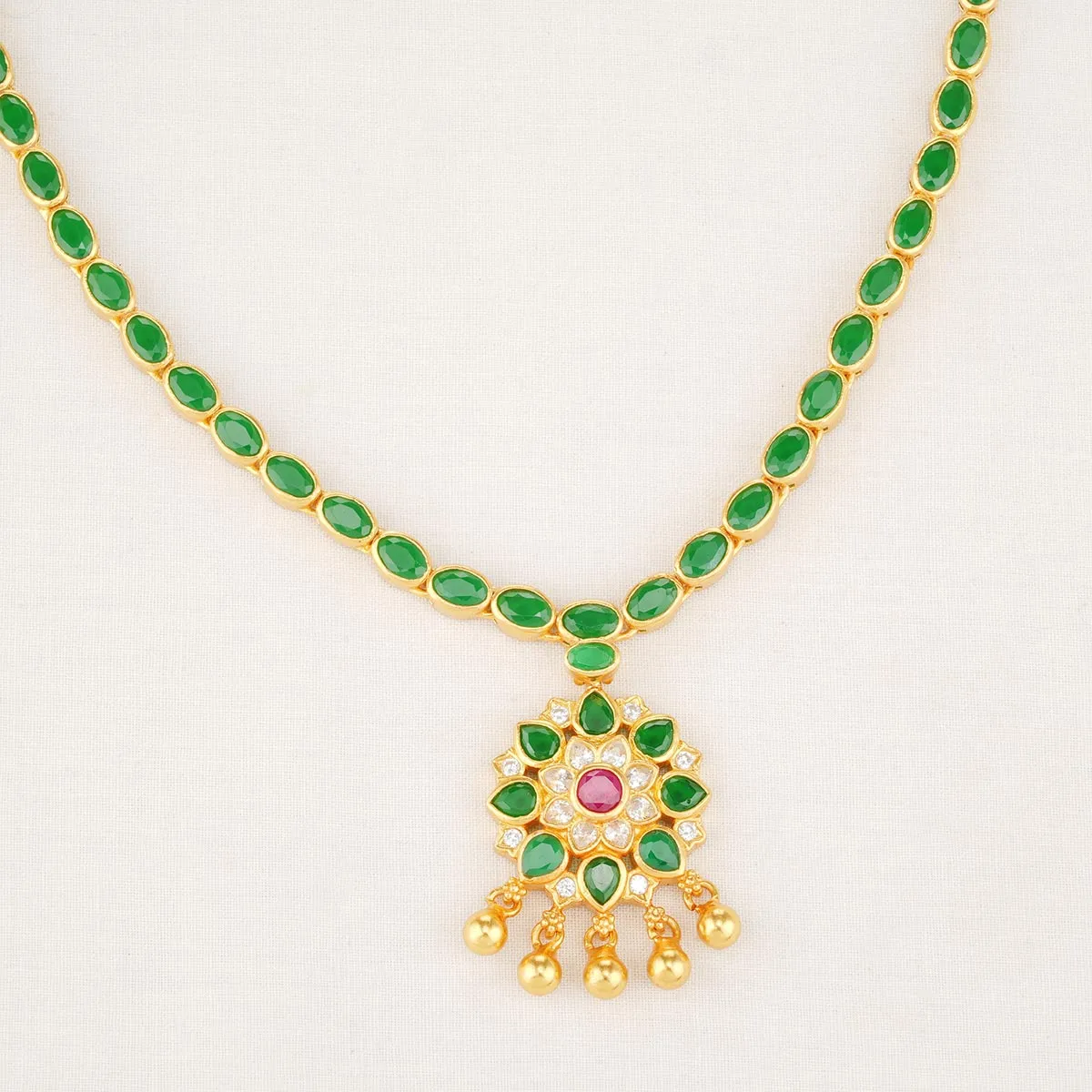 Taravi Short Necklace