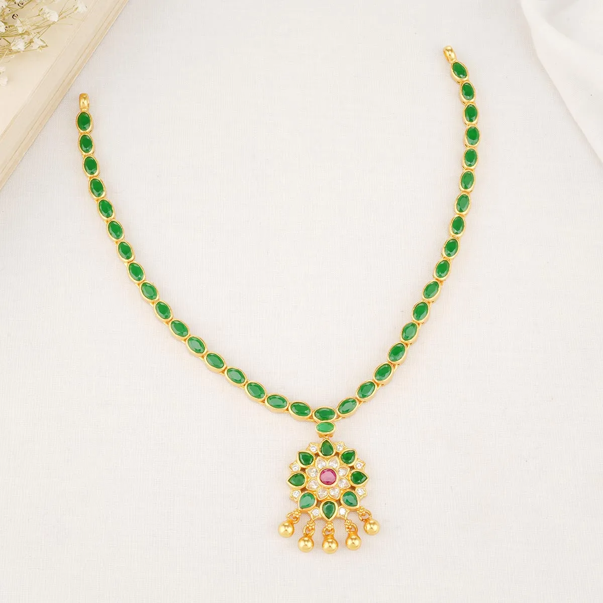 Taravi Short Necklace